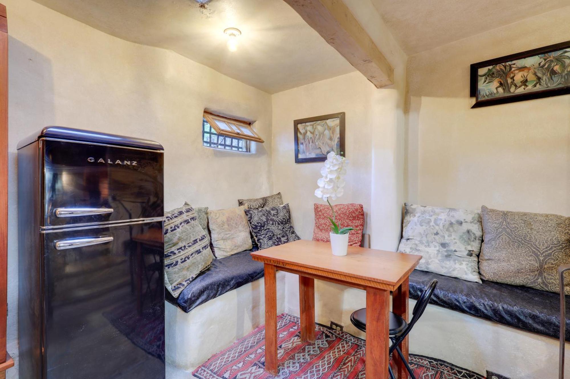 Adobe Studio 2 Blocks To Downtown Santa Fe Plaza! Esterno foto
